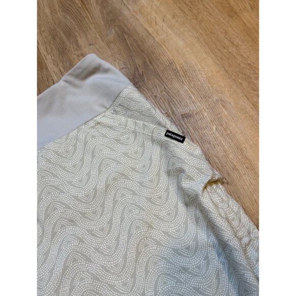 Patagonia Lined Skort With Dotted Wave Pattern In Cream & White M - Picture 7 of 8